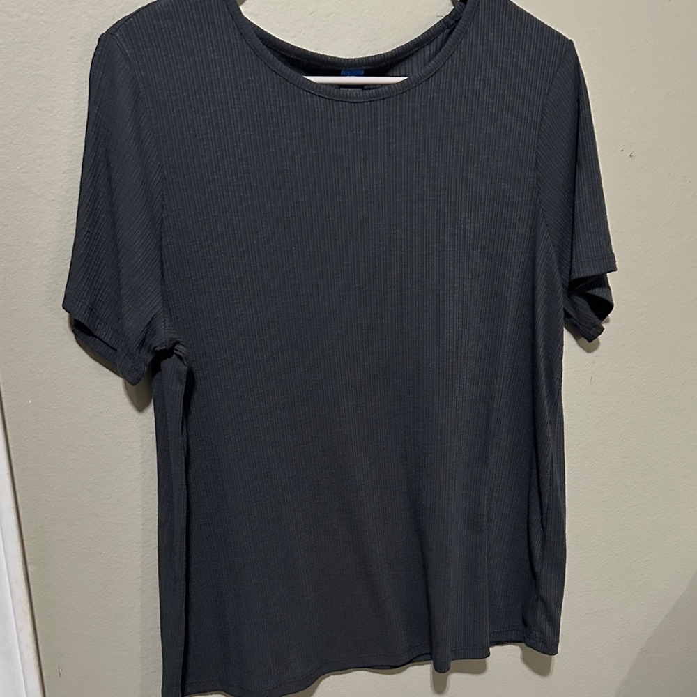 Old Navy Black Short Sleeve Tee